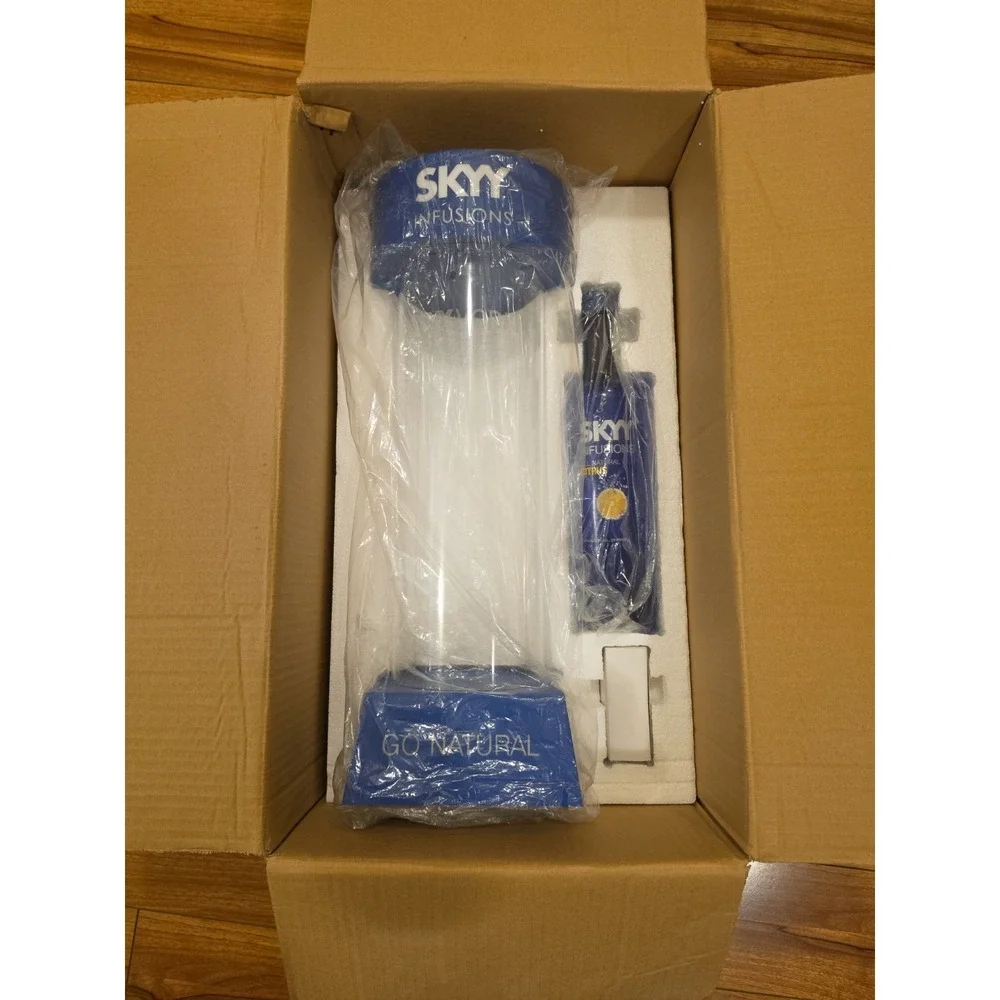 SKYY Vodka Infusions Levitating Bottle Bar LED Display 2008 Promo Original Box